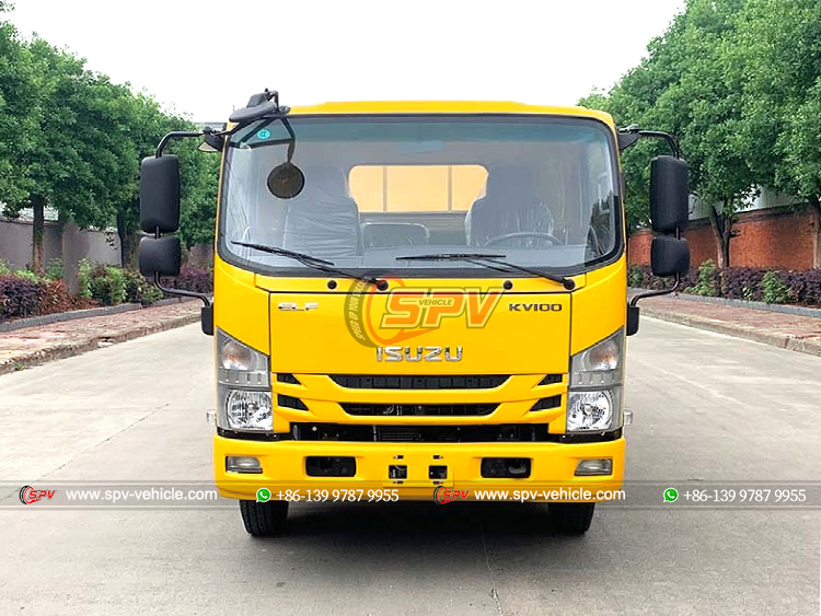 Crash-proof Buffer Truck ISUZU KV100 - Front Side